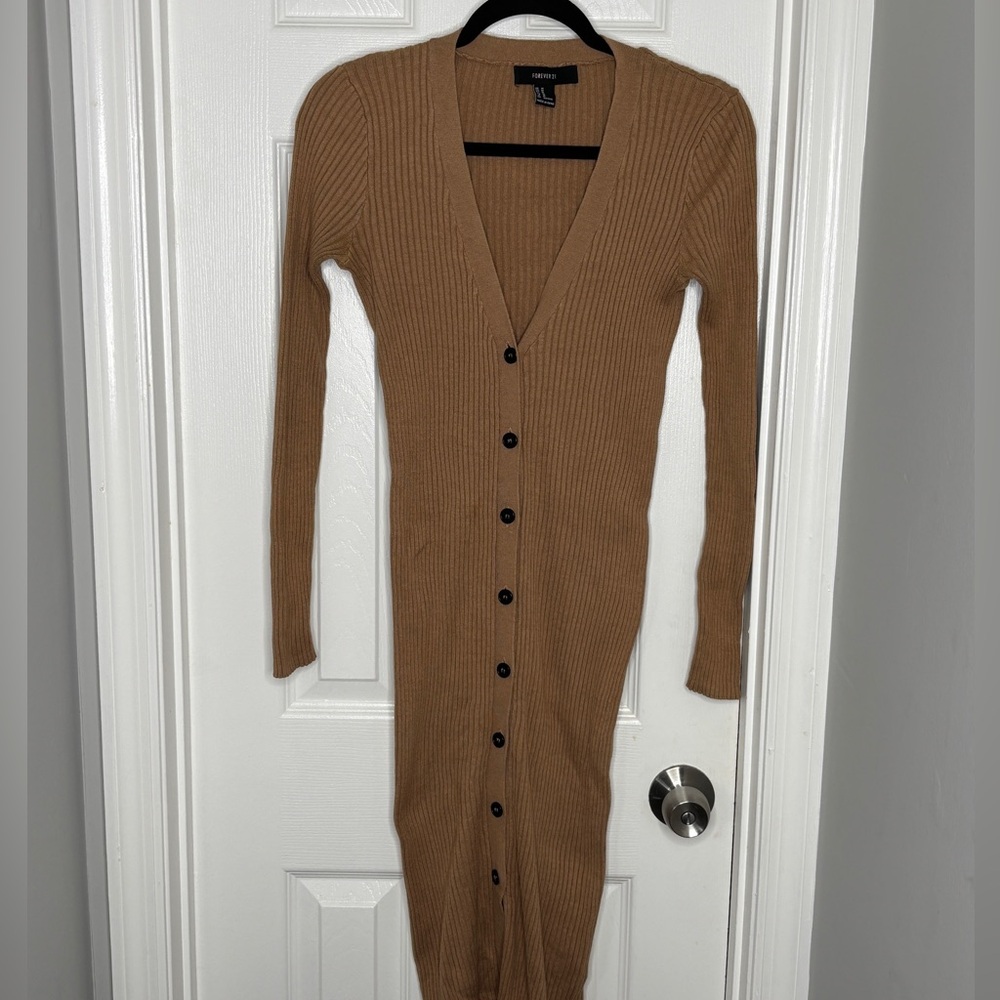 MIDI Length Forever 21 Beige Ribbed Knit Long Sleeve Sweater dress Size Small